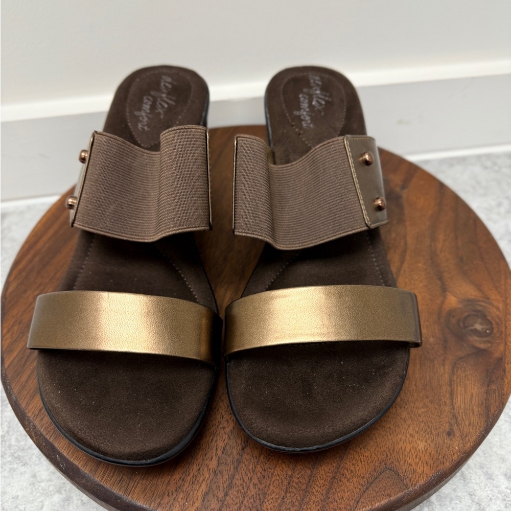 Dexflex Comfort Womens 8.5W Bronze Metallic Wedge Slide Sandals Brown 151881